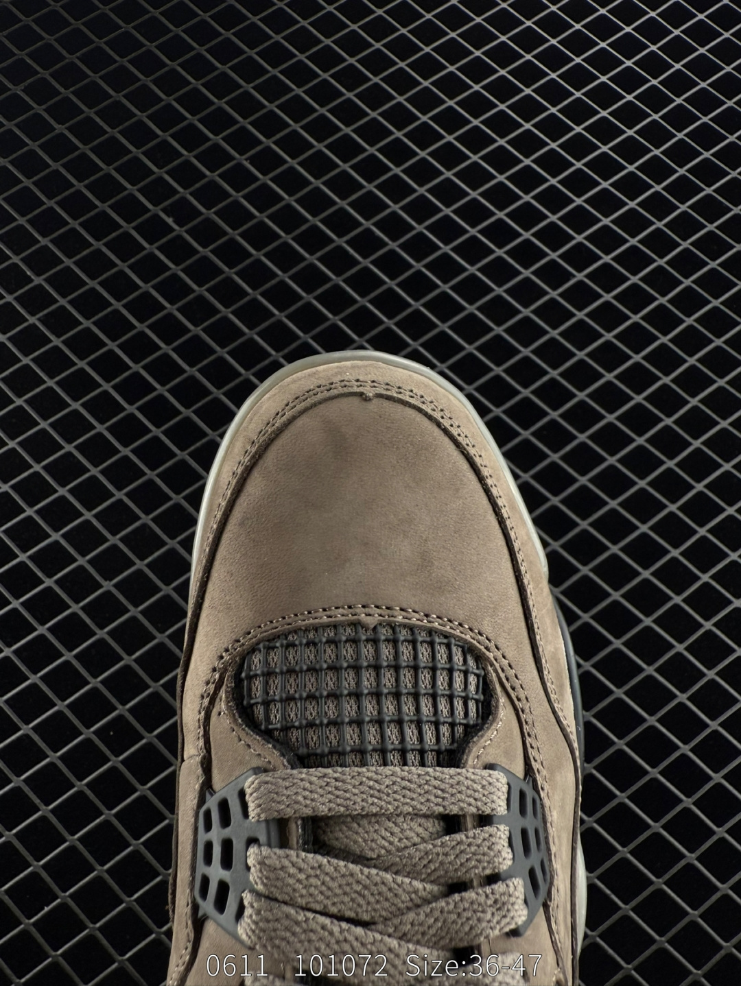 Nike SB x Air Jordan 4 Retro 